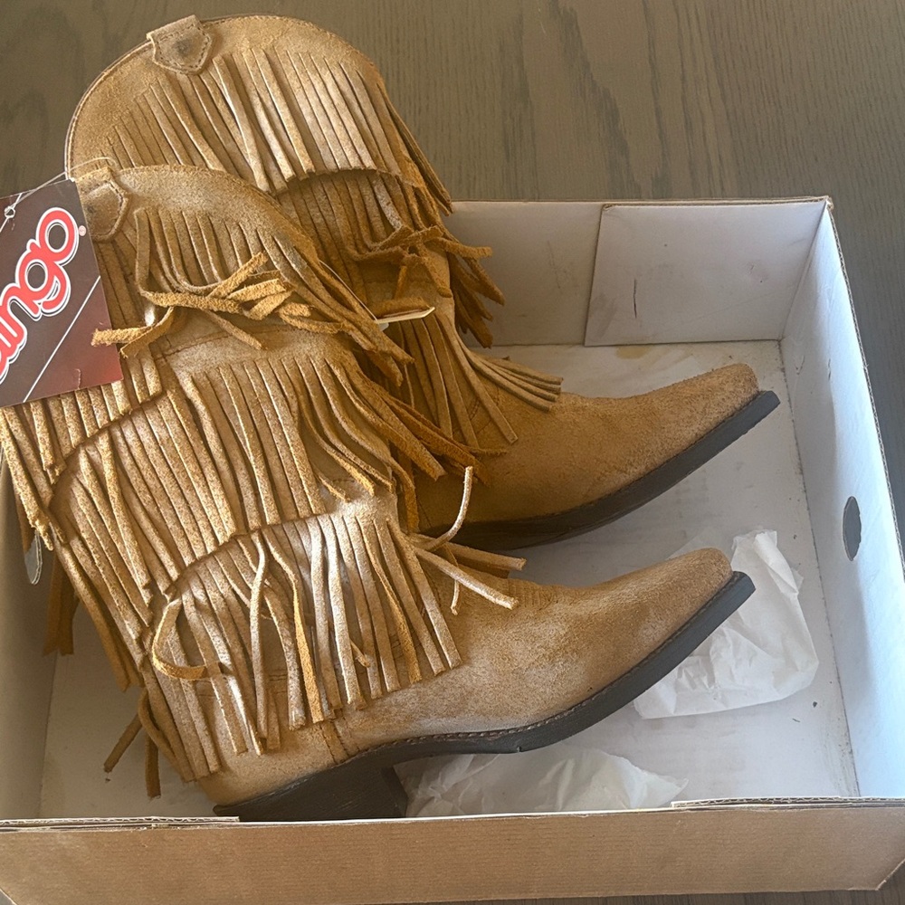 Dingo Tan Fringe Heeled Boots Size 6 New with tags